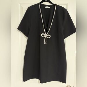 Area Crystal V Neck Black Bow Dress